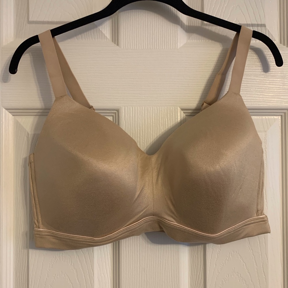 Cacique lightly lined lounge bra 40DDD